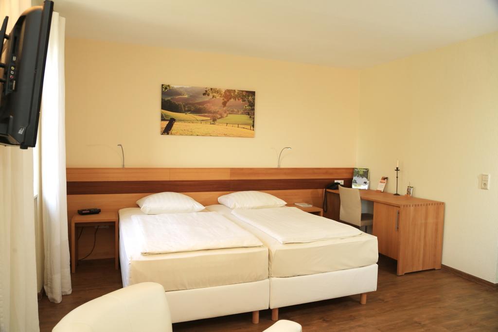 Landidyll Hotel Klostermuehle Münchweiler an der Alsenz Esterno foto